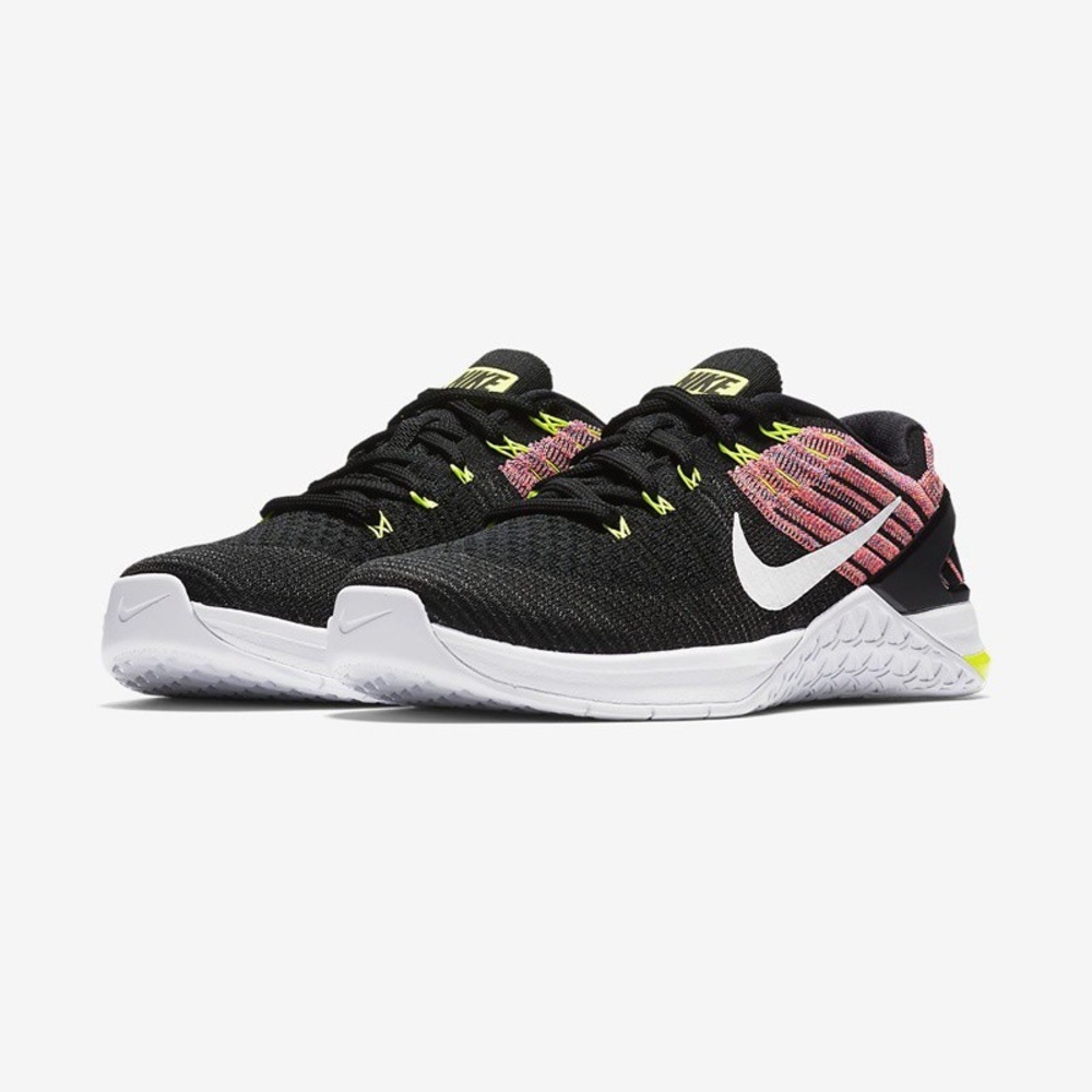 NEW Nike Metcon DSX FlyKnit - **Various Sizes**